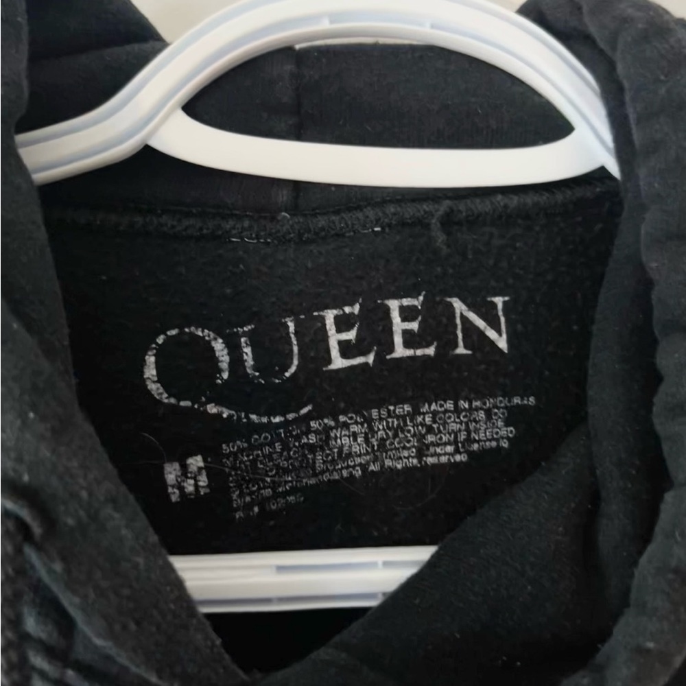 “Queen Forever” OFFICIAL Queen Black Pullover Hoodie - Picture 3 of 3